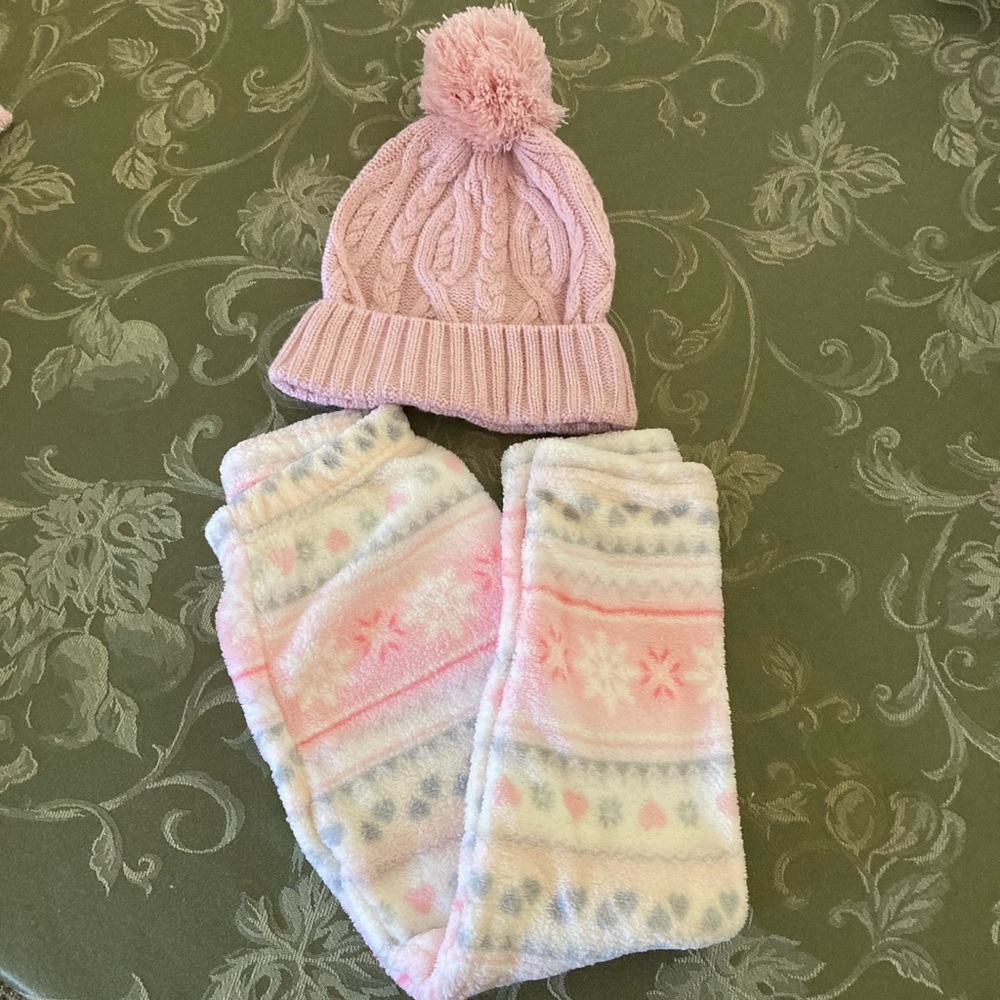 Legging and hat